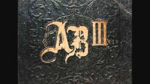 Drew, his wife elizabeth, and their children paige, rebecca and. Life Must Go On Von Alter Bridge Laut De Song