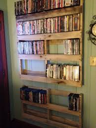Anzeige ist deaktiviert eck bcherregal noveric for. 11 Dvd Regal Ideen Mobel Aus Paletten Regal Aus Paletten Paletten