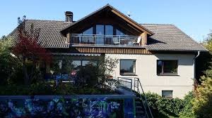 5 autominuten bis zur elisabethkirche, wurde vor einem jahr saniert und komplett vermietet. Haus Zum Verkauf Zum Lahnberg 40 35043 Marburg Bauerbach Marburg Mapio Net