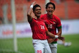 Grand launching bambang pamungkas sculpture. Bambang Pamungkas Jadi Kiper Timnas Republika Online