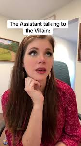 This is such an Evie Sage thing to say 😂😂 @Hannah Nicole Maehrer  #assistanttothevillain #apprenticetothevillain #fyp #foryoupage #booktok  #bookish