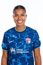 Daniela Arias - San Diego Wave Fútbol Club