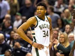 Find khris middleton stats, rankings, fantasy points, projections, and player rating with lineups. Season Review Giannis Antetokounmpo Eric Bledsoe Khris Middleton Brew Hoop