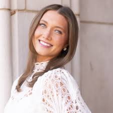 Last Friday, I had the incredible honor of being recognized as the  Outstanding Marketing Senior of the Year by the Michael F. Price College of  Business at the University of Oklahoma. I'm