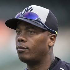 Aroldis Chapman locks in $13M deal for 2027 after hitting 40-inning mark