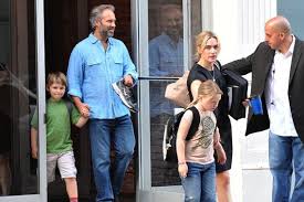 Kate winslet has revealed that her daughter mia threapleton was able to slip under the radar and follow in her mother's acting footsteps without people knowing the pair are related. Kate Winslet Has Three Kids With Three Fathers Why Do We Care