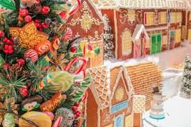 Famed Riverside Lights Festival Begins Friday At Mission Inn Gingerbread House Cookie House Gingerbread