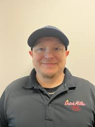 Dutch Miller Kia of Charleston Staff