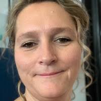 100+ Profile mit dem Suchbegriff „Schatt“