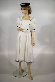 Scegli la consegna gratis per riparmiare di più. Allieva Anni 40 Noleggio Costumi E Abiti D Epoca