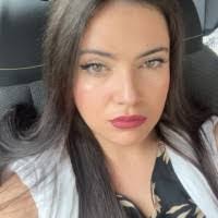 Leonor Perez's Instagram, Twitter & Facebook