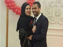 بات أحمد فتحي لاعب الفريق الأول لكرة القدم بنادي بيراميدز، على أعتاب الرحيل عن صفوف أروابارينا يشعر باستياء كبير بسبب مستوى أحمد فتحي المتراجع، وهذا ما جعله يستبعده. Ø²ÙˆØ¬Ø© Ø£Ø­Ù…Ø¯ ÙØªØ­ÙŠ Ø¨ÙƒÙŠØª 10 Ø£ÙŠØ§Ù… Ø¨Ø¹Ø¯ Ø±Ø­ÙŠÙ„Ù‡ Ø¹Ù† Ø§Ù„Ø£Ù‡Ù„ÙŠ Ø¨ÙˆØ§Ø¨Ø© Ø£Ø®Ø¨Ø§Ø± Ø§Ù„ÙŠÙˆÙ… Ø§Ù„Ø¥Ù„ÙƒØªØ±ÙˆÙ†ÙŠØ©