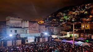 22 hours ago · ''baile de favela', eu costumo dizer , tem vida própria, e todos os anos ela dá o seu jeitinho de aparecer. Baile De Favela Mc Joao Cover Igor Mantuani