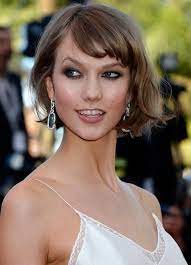 Karlie Kloss Short Messy Bob Hairstyle With Bangs Styles Weekly Messy Bob Hairstyles Bob Hairstyles With Bangs Hairstyles With Bangs