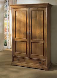 Wer über viel platz und licht im schlafzimmer verfügt, setzt mit dunklen holzarten elegante akzente. Kleiderschrank Victoria Mit Schublade Und 2 Turen Fichte Massivholz