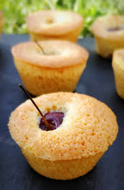 Muffins Amandes Cerises Alimentation Gateaux Et Desserts Muffins
