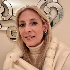 What are the best excursion options in Valencia port during a Mediterranean  cruise?