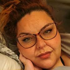 💩 #parentsreact #cagueimetoda #fado #fadoportuguese #familiaportugues...