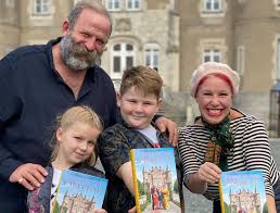 153,368 likes · 7,381 talking about this. Do Dick And Angel Still Live At The Escape To The Chateau House