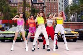 Saat lagu cruel summer dirilis, banyak yang berspekulasi jika lagu ini adalah buah dari perseteruan antara taylor dan kim kardashian serta kanye west pada musim panas 2016 lalu. Exo Sc Hingga Itzy Ini 10 Lagu Kpop Terbaru Di Bulan Juli 2019