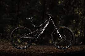 Resistant to shocks with v10 hoovered way up. V10 Santa Cruz Bicycles