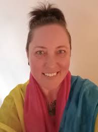 Today is my birthday and I just want to share my photo with cake that I  baked from three years ago 🎂 To the members here: You are all so brave and