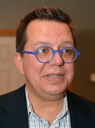 Couple who sued Kentucky clerk Kim Davis marry