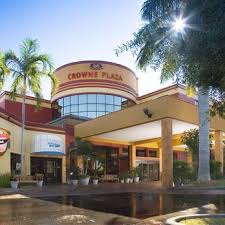 CROWNE PLAZA HOTEL FORT MYERS AT BELL TOWER SHOPS BY COOPERHOTEL