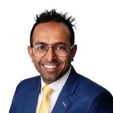 Keith Rumsey's Instagram, Twitter & Facebook