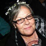 Josie Cartwright's Instagram, Twitter & Facebook