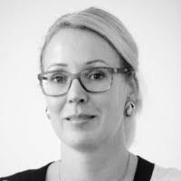 Danielle Houtman's Instagram, Twitter & Facebook