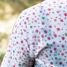 White Floral Bridal Bolero, Bridesmaids Shrug, Summer Mesh Coverup, Red Roses Floral Shawl, White Mesh Wedding Shoulder Cover - Etsy