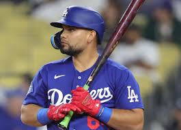 Dodgers’ Eliezer Alfonzo to start after his sister and stepmother died in Venezuela