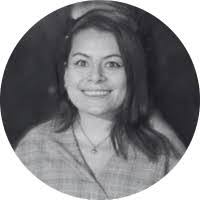 Anna Aquilina's Instagram, Twitter & Facebook