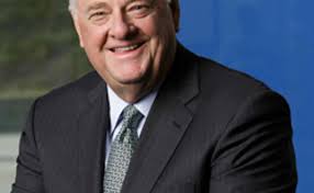 IBM déplore la mort de son ancien PDG