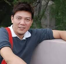 swordshines10: DIREK JOSE JEFFREY CAMANAG, NAIINTRIGA DAHIL SA FRIENDSHIP  NIYA SA ISANG BLOGGER...