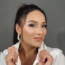 Maquillista Karla Alfaro