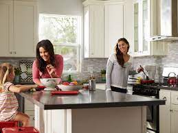 Ideally, an island should have 36 to 48 inches of space around all sides to accommodate foot traffic. The Do S And Don Ts Of Kitchen Islands My Decorative