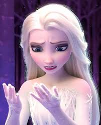 Elsa White's Instagram, Twitter & Facebook