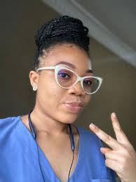 Happy new month, Lovelies! I hope the remainder of the year is wonderful  for you and yours. I hope you still accomplish everything you have planned  for 2022. I'm rooting for you