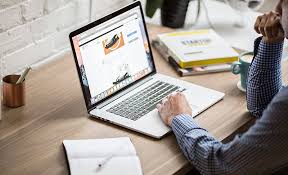 Ada kekhawatiran terkait data google yang memonopoli chrome tetapi jika anda setuju dengan hal itu, chrome adalah browser yang cukup aman. Pengertian Chrome Adalah Sejarah Fitur Kelebihan Dan Tips
