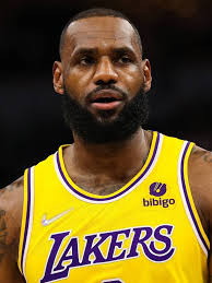 Antes para as crianças, histórias de ninar conquistam cada vez mais adultos 