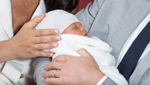 Lili was born on friday, june 4 at 11:40 a.m. Who Is Archie Harrison Mountbatten Windsor Facts On New Royal Baby Hollywood Life