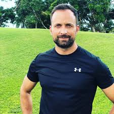 Τις αλλαγές που ετοιμάζονται να γίνουν στο #thevoicegr αποκάλυψε ο γιώργος λιανός. Giwrgos Lianos Sto Bietnam Me Th Syntrofo Toy Deite Th Nea Koinh Toys Fwtografia