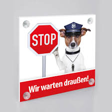 Nun müssen sie die 4 ecken abschneiden. Hunde Verboten Schild Hunde Mussen Draussen Bleiben