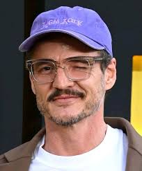 Pedro Pascal fan pro tip: He's in Narcos wearing some nice tight cowboy  blue jeans You're welcome