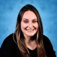 Alyssa Nardelli's Instagram, Twitter & Facebook