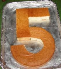 Aaron Polson How To Make A Number 5 Cake Other Weirdisms Bolos Numero Design De Aniversario Queques