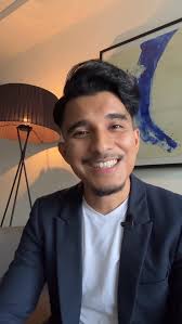 Ramai owner tengah struggle, but bukan sebab ekonomi semata-mata., Nak tahu  apa jadi?, 👇 Share sikit you run business in which industry?