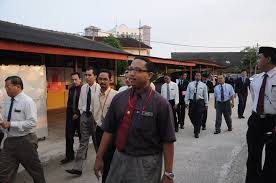 Sultan abdul azuz recreation park or called fondly by locals as polo ground caters to the needs of young and old, sporty or not. Smk Sultan Abdul Aziz Teluk Intan å¸–å­ Facebook